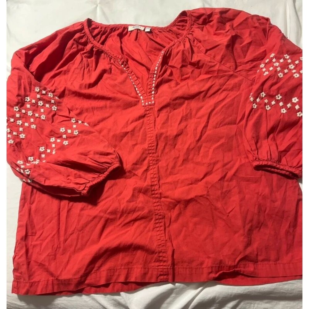 Dylan women’s blouse, pheasant size medium 100% cotton cute embroidered V-neck